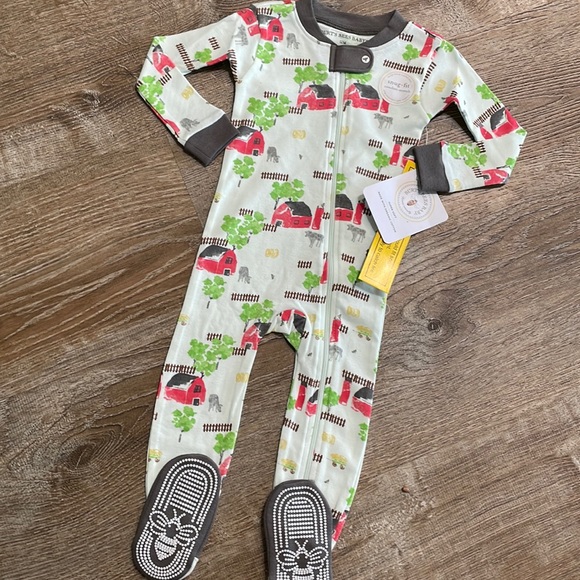 Burt's Bees Baby One Pieces Nwt Burts Bees Baby Barnyard Footed